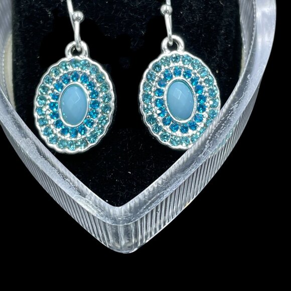 Swarovski Blue Crystal Ice Earrings Silver Dainty Coquette Resort Jewelry Gift - Picture 2 of 6